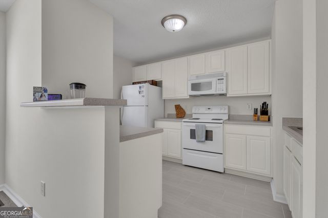 127 Chastain Circle, Newnan, GA 30263