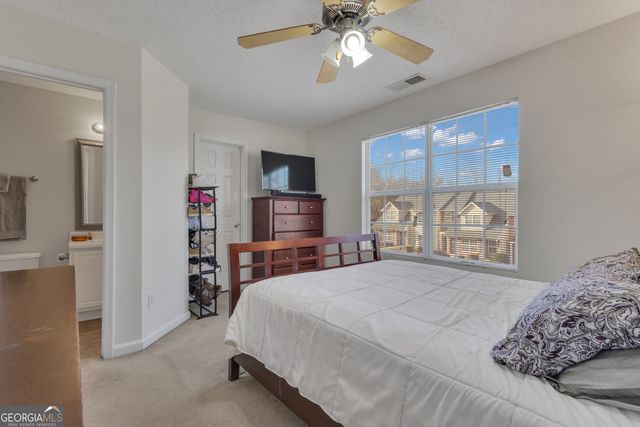 127 Chastain Circle, Newnan, GA 30263
