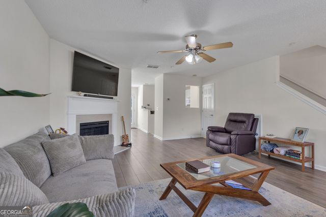 127 Chastain Circle, Newnan, GA 30263