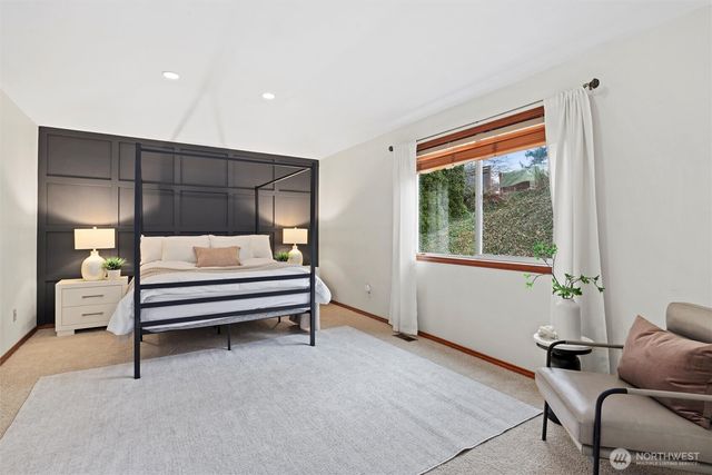 26009 222nd Place SE, Maple Valley, WA 98038