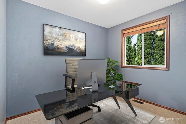 26009 222nd Place SE, Maple Valley, WA 98038