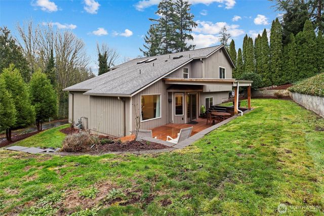 26009 222nd Place SE, Maple Valley, WA 98038