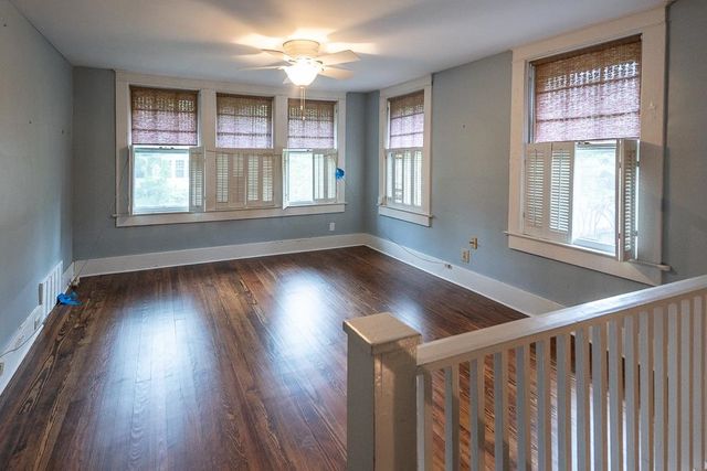 573 S MCLEAN BLVD, Memphis, TN 38104