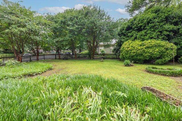 573 S MCLEAN BLVD, Memphis, TN 38104