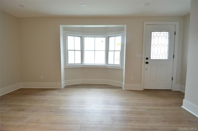 137 Hillside Place, Eastchester, NY 10709