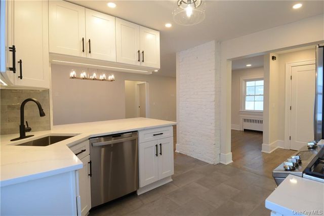 137 Hillside Place, Eastchester, NY 10709