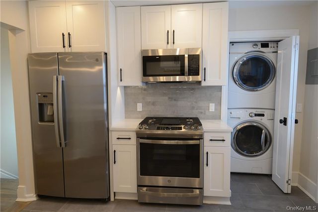 137 Hillside Place, Eastchester, NY 10709