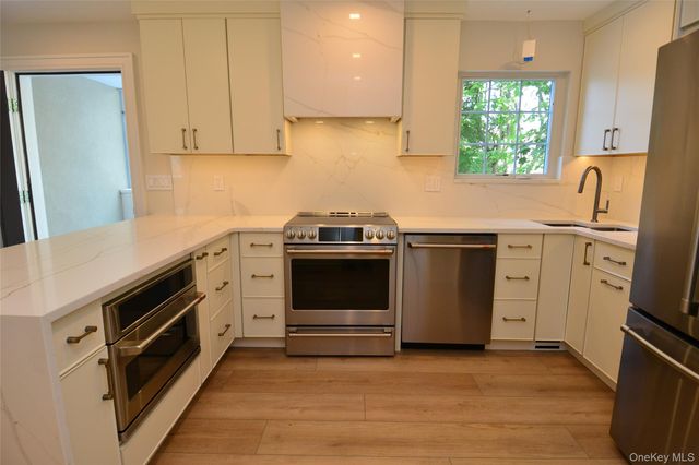 137 Hillside Place, Eastchester, NY 10709