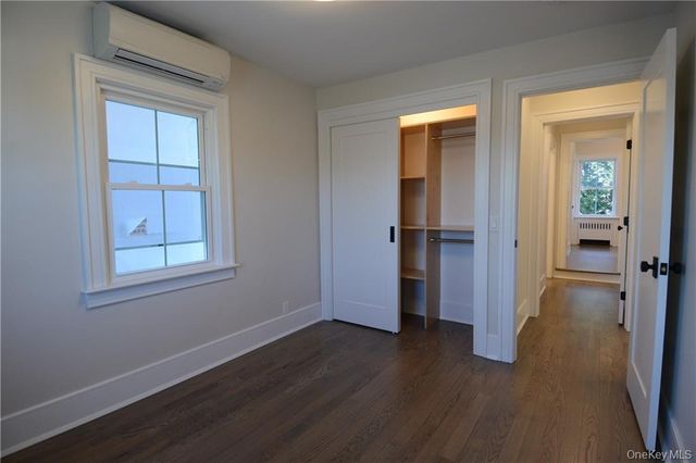 137 Hillside Place, Eastchester, NY 10709