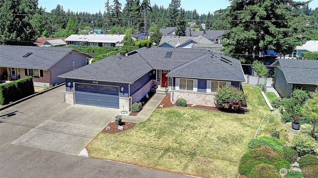 283 Meadow Drive, Camano Island, WA 98282