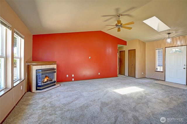 283 Meadow Drive, Camano Island, WA 98282