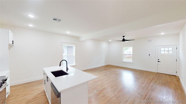 1231 N Main Street B, Tulsa, OK 74106