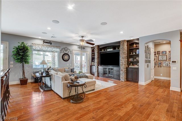 5965 North Eula Street, Las Vegas, NV 89149