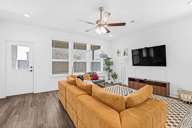 1325 Tan Gable Ln, Katy, TX 77493