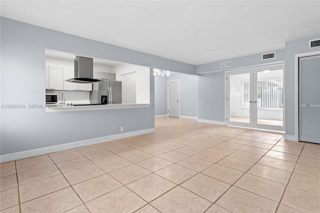204 NW 1st St 204, Boynton Beach, FL 33435