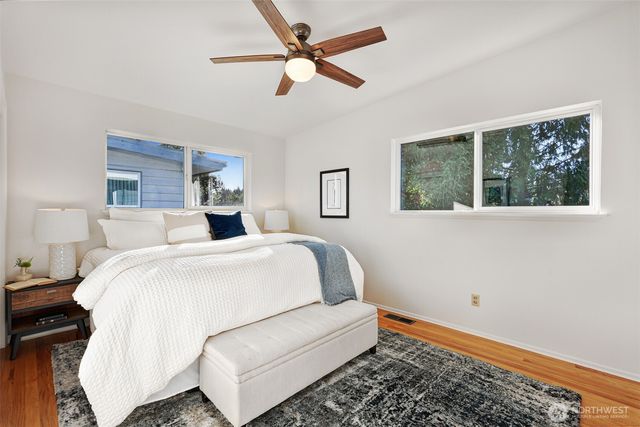 17035 12th Avenue NE, Shoreline, WA 98155