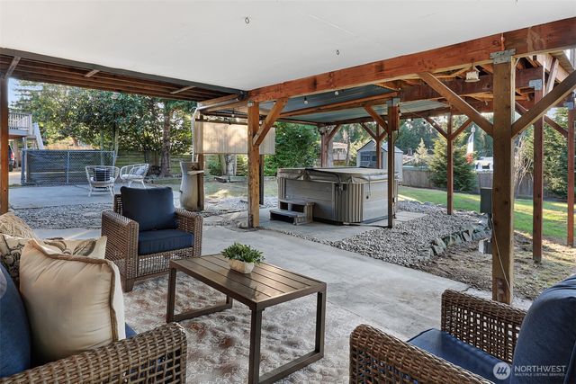 17035 12th Avenue NE, Shoreline, WA 98155