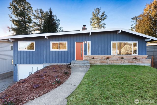 17035 12th Avenue NE, Shoreline, WA 98155