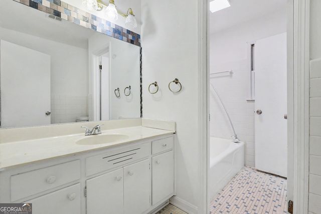 6663 Peacock Boulevard, Morrow, GA 30260
