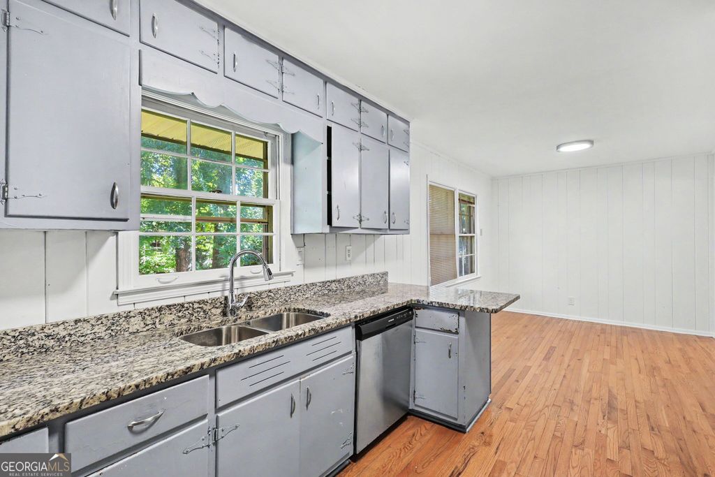6663 Peacock Boulevard, Morrow, GA 30260 — photo 4