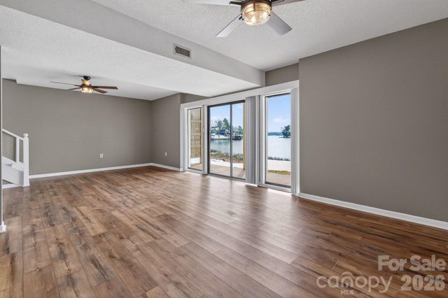 254 N Shoreline Drive, New London, NC 28127