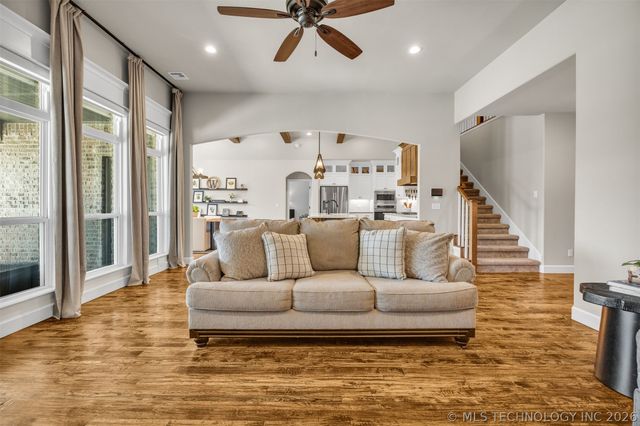 11801 S 31st West Avenue, Jenks, OK 74037