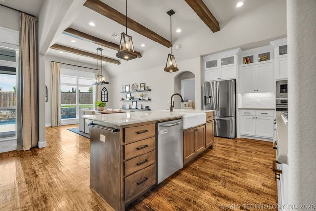 11801 S 31st West Avenue, Jenks, OK 74037
