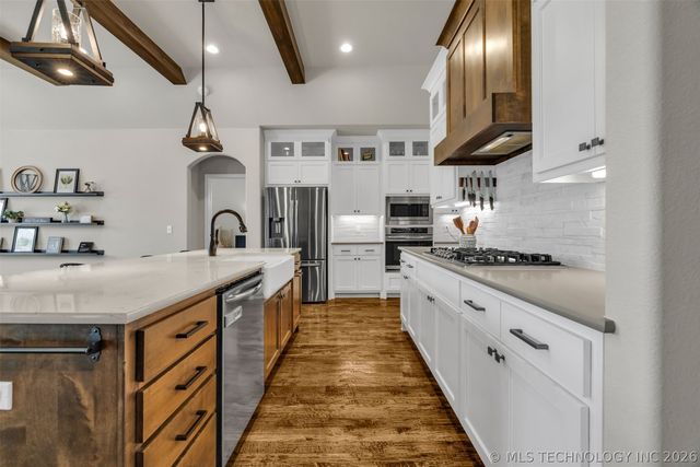 11801 S 31st West Avenue, Jenks, OK 74037