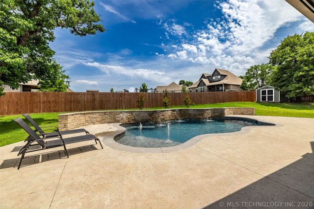 11801 S 31st West Avenue, Jenks, OK 74037