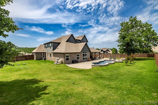 11801 S 31st West Avenue, Jenks, OK 74037