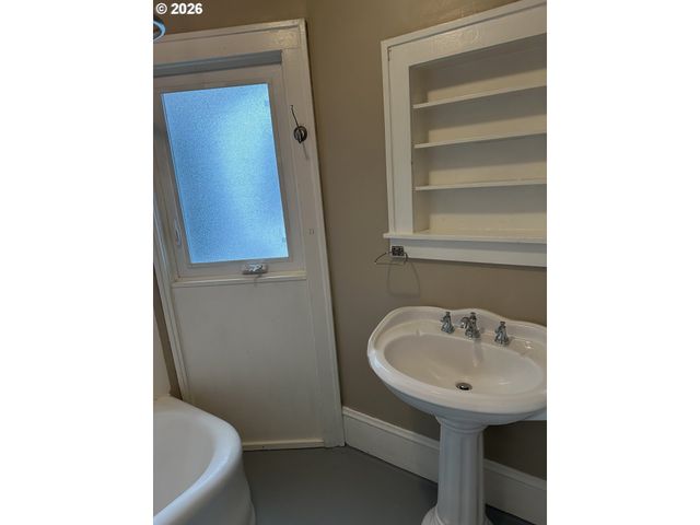 5203 Ne 16TH Ave, Portland, OR 97211