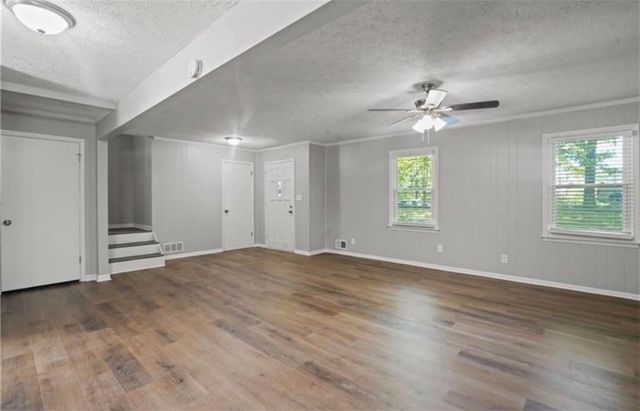 703 Navaho Court, Woodstock, GA 30188