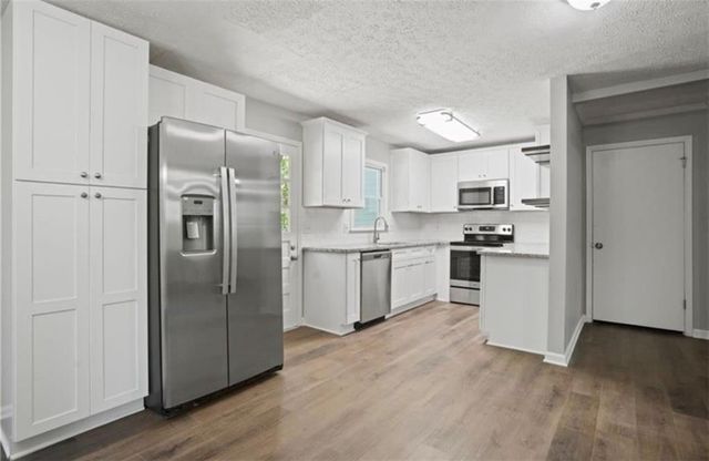 703 Navaho Court, Woodstock, GA 30188