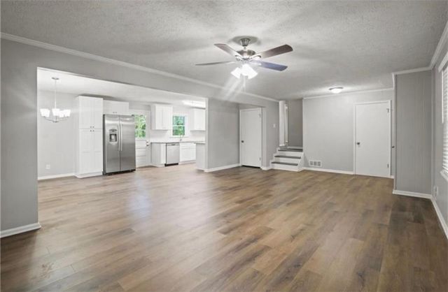 703 Navaho Court, Woodstock, GA 30188