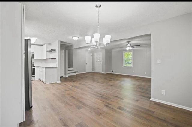 703 Navaho Court, Woodstock, GA 30188