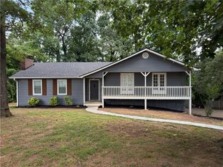 703 Navaho Court, Woodstock, GA 30188
