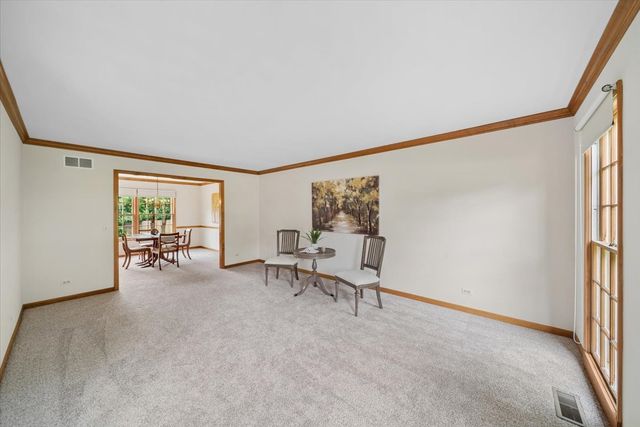 116 Northampton Drive, Oswego, IL 60543