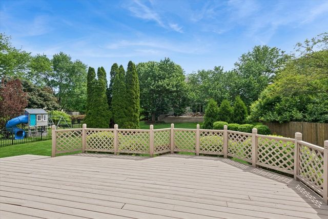 116 Northampton Drive, Oswego, IL 60543