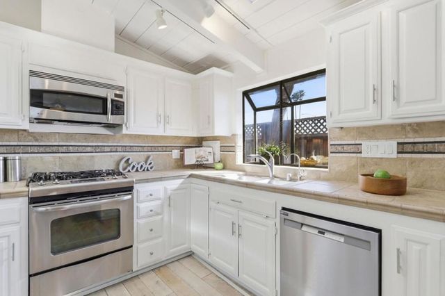 666 Ashbourne Drive, Sunnyvale, CA 94087