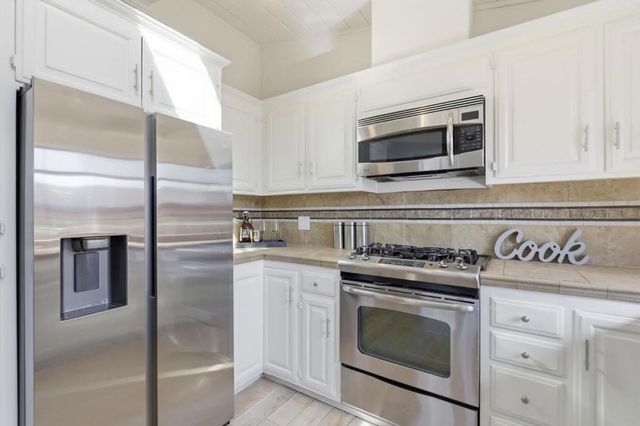 666 Ashbourne Drive, Sunnyvale, CA 94087