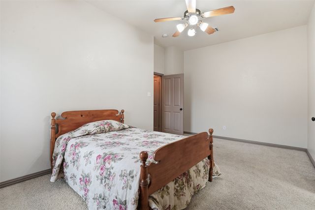 1005 Dawn Court, Granbury, TX 76048