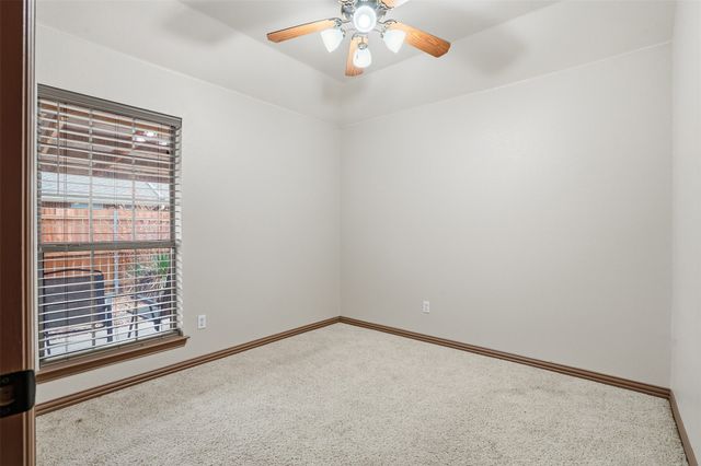 1005 Dawn Court, Granbury, TX 76048