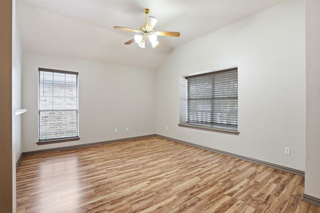 1005 Dawn Court, Granbury, TX 76048