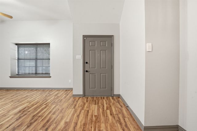 1005 Dawn Court, Granbury, TX 76048