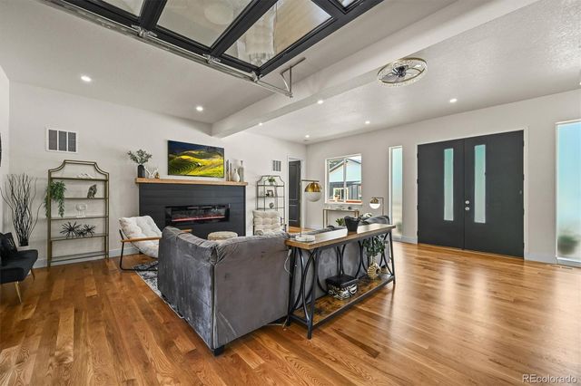 14950 W 32nd Avenue, Golden, CO 80401