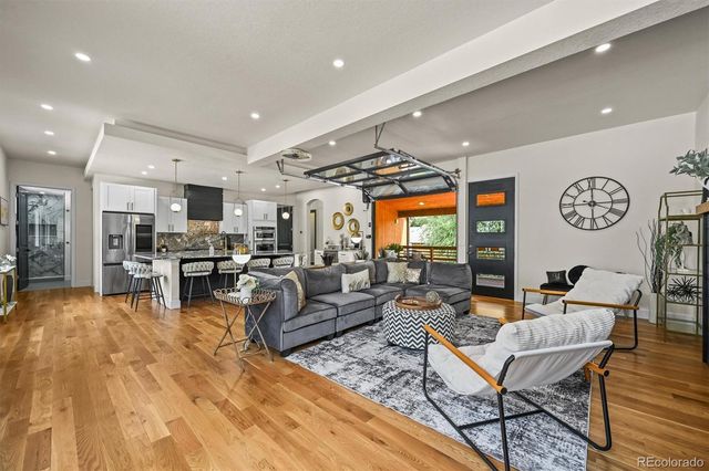 14950 W 32nd Avenue, Golden, CO 80401