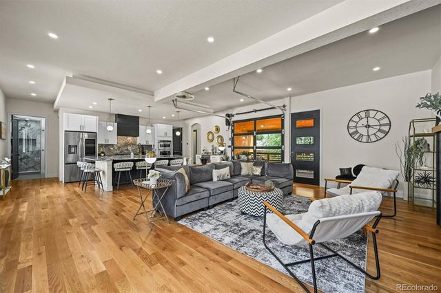 14950 W 32nd Avenue, Golden, CO 80401