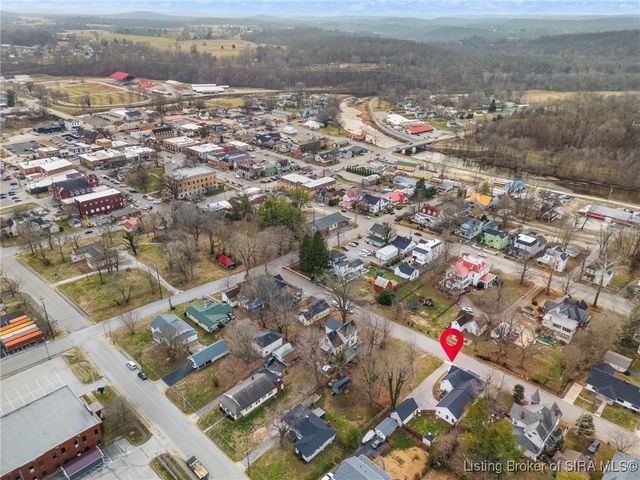 600 Farquar Avenue, Corydon, IN 47112