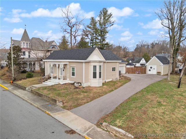 600 Farquar Avenue, Corydon, IN 47112