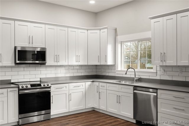 600 Farquar Avenue, Corydon, IN 47112